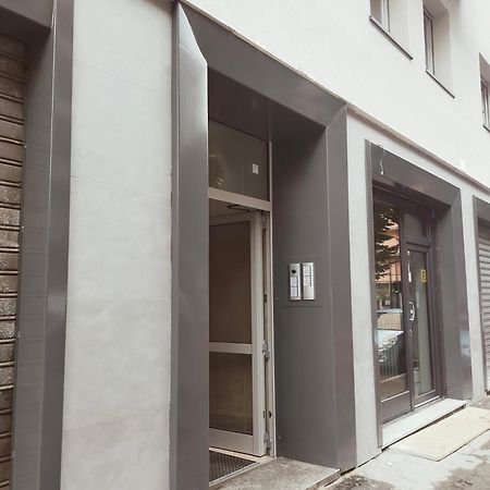 Lorenzo'S Apartament Aosta Exteriör bild